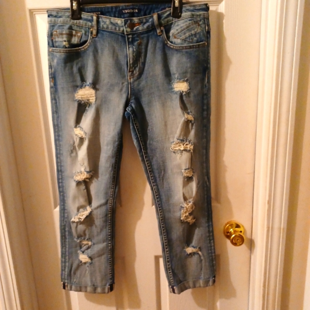 Vigoss Capris Distress Ripped Jeans